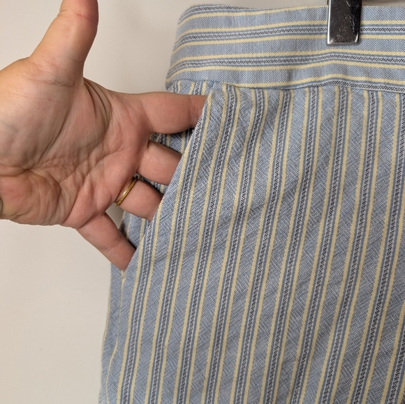 LOFT Women's Size 12 100% Cotton Blue Yellow Striped Riviera Short - Picture 7 of 10